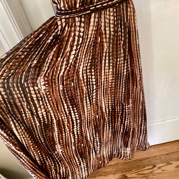 Lane Bryant Printed Faux Wrap Maxi Dress 22W Brown Ruffled Flutter Sheer V-neck - Picture 11 of 13